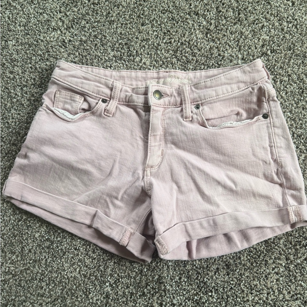 Women’s Universal Thread Light Pink Rolled-Hem Denim Shorts Size 4/27